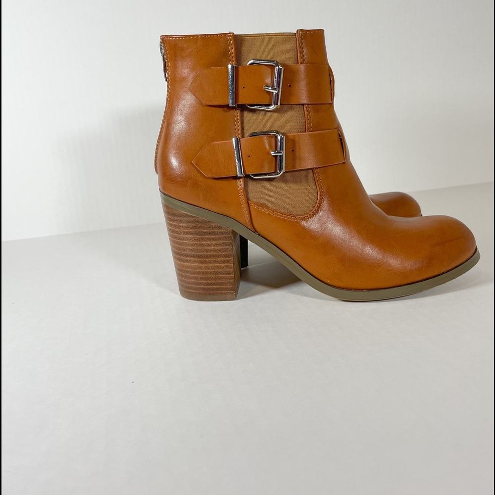 Steve Madden booties cognac